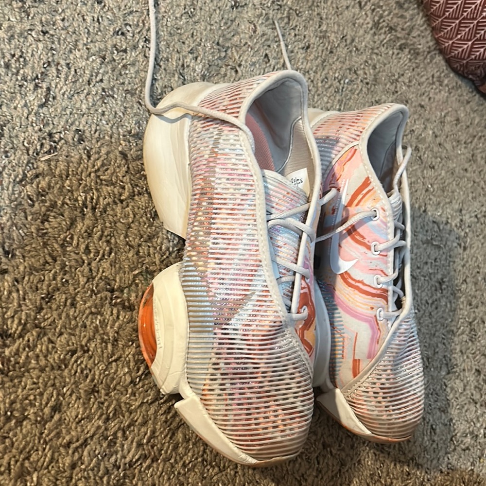 Nike tennis shoes